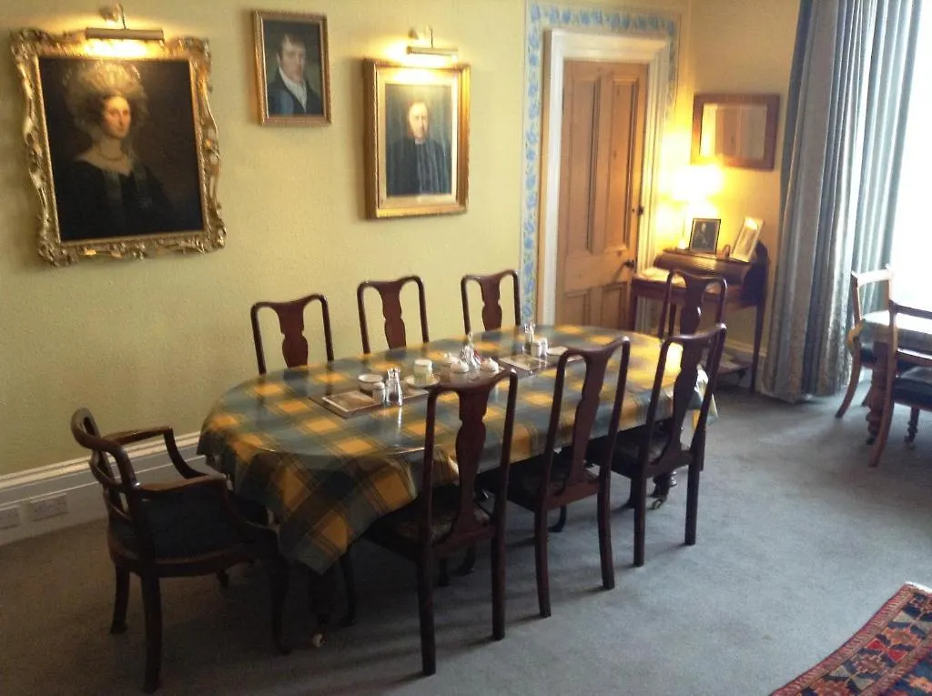 Gasthof The Eskbank Hotel - Rathan House Dalkeith